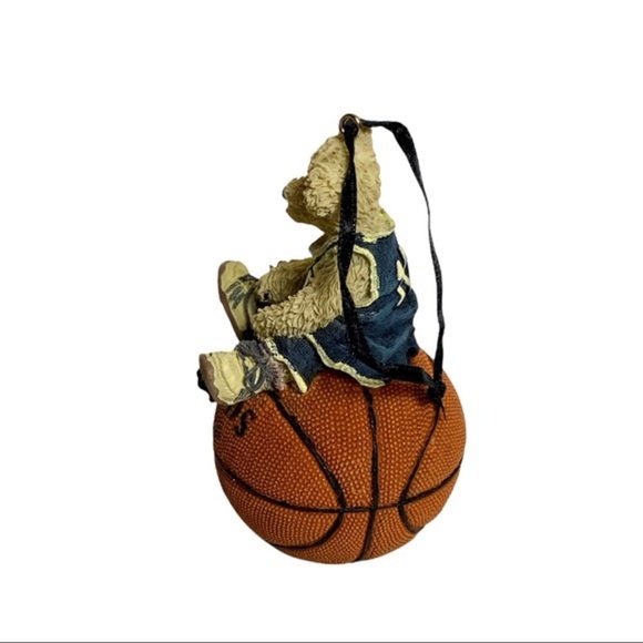 The Bearstone Collection Boyds Bears & Friends: Larry Nuthin' But Net 19… - Picture 15 of 15